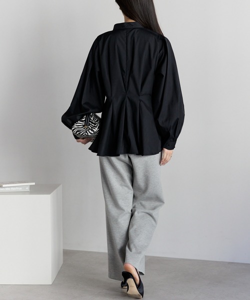 PREFERIR(プレフェリール)の「きれいめイージー ダンボールニット ストレートパンツ/ウエストゴム 洗える(その他パンツ・レディース・グレー/ブラック・MEDIUM/LARGE)」の3枚目の写真