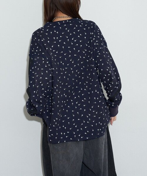RePRODUCTION LABEL（リプロダクションレーベル）の「【RePRODUCTION LABEL / リプロダクションレーベル】クルーネックフェードフラワーサーマル（Tシャツ/カットソー・レディース・ネイビー/グレー・FREE）」の5枚目の写真