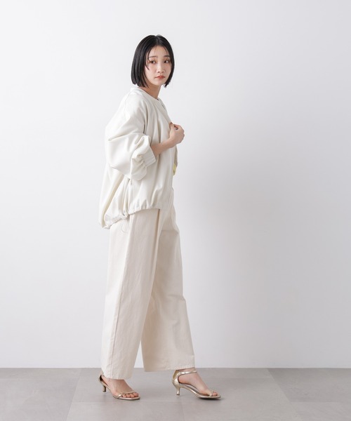 NANO universe（ナノユニバース）の「撥水加工 ドロストヘムリブブルゾン（ブルゾン・レディース・グレー系その他4/アイボリー/ブラック・FREE）」の7枚目の写真