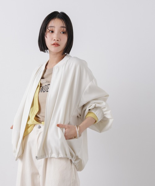 NANO universe（ナノユニバース）の「撥水加工 ドロストヘムリブブルゾン（ブルゾン・レディース・グレー系その他4/アイボリー/ブラック・FREE）」の6枚目の写真