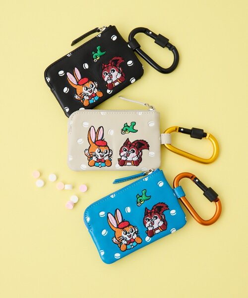 ear PAPILLONNER（イアパピヨネ）の「【クッピーラムネ×ear】本革/コラボカラビナ付きパス＆キーケース（カードケース・レディース・ライトグレー/ブラック/ブルー・FREE）」の3枚目の写真