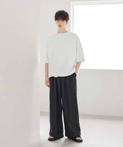 ETELIO(エテリオ)の「【25SS】マルチファンクショナリードレープポンチTシャツ 【ドローコード付き】(Tシャツ/カットソー・メンズ・ブラック/ブラック系/ホワイト/ホワイト系/ブルーグレー/ワイン・L/M/S/XL/XS)」の12枚目の写真