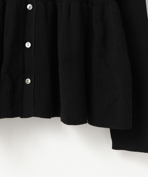 LOWRYS FARM（ローリーズファーム）の「ペプラムニットカーディガン　661234（カーディガン/ボレロ・レディース・アイボリー/ブラック/レッド/グレー・FREE）」の10枚目の写真