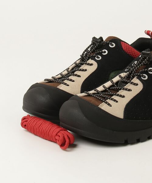 KEEN(キーン)の「JASPER "ROCKS" SP / ジャスパー ロックス エスピー / メンズ スニーカー(スニーカー・メンズ・ブラックミックス・25.5cm/26cm/26.5cm/27cm/27.5cm/28cm/28.5cm/29cm/30cm/25cm)」の4枚目の写真