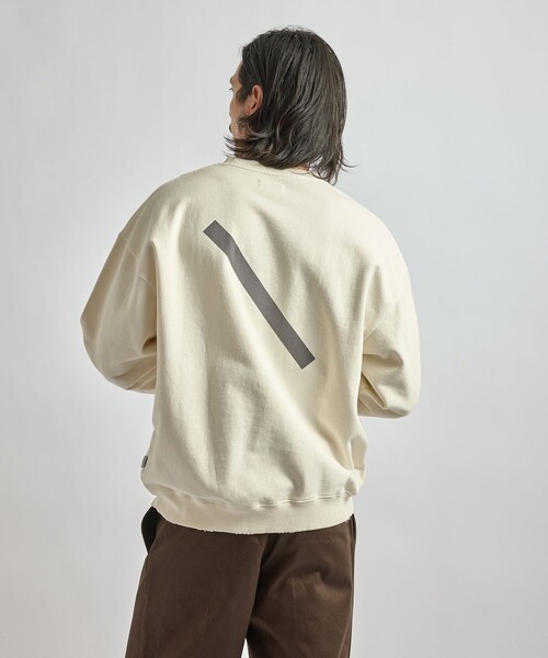 Saturdays NYC（サタデーズ ニューヨークシティ ）の「Bowery Garment Dyed Slash Sweatshirt（スウェット・メンズ・グリーン/チャコールグレー/サックスブルー/キナリ・M/L/XL/S）」の2枚目の写真