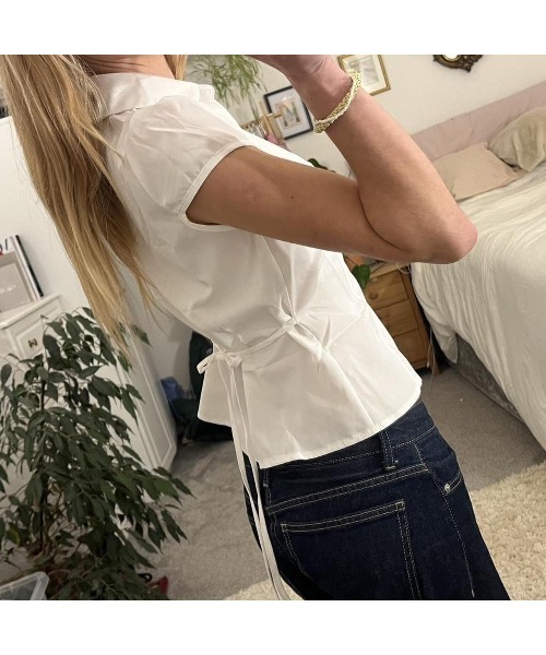 ARCHIVER（アーカイバ）の「【Lp】シャーリングシャツ（シャツ/ブラウス・レディース・ホワイト/ブラック・SMALL/MEDIUM/LARGE）」の8枚目の写真