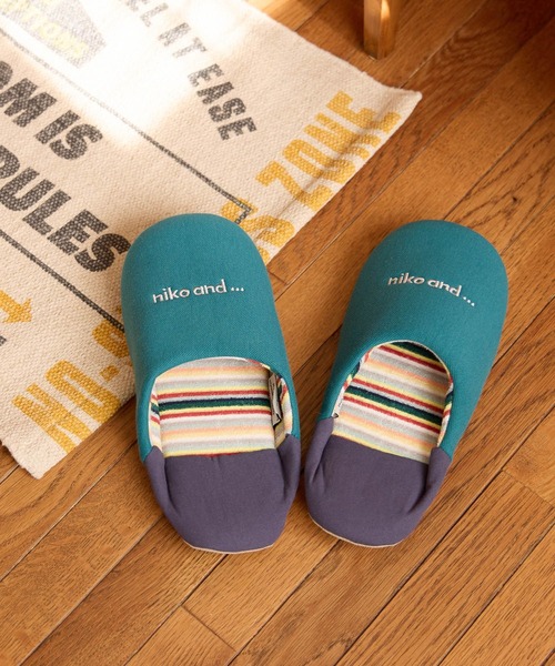 niko and...（ニコアンド）の「ニコロゴルームシューズ（ルームシューズ/スリッパ・レディース・アイボリー/チャコール/グリーン・MEDIUM/LARGE）」の3枚目の写真