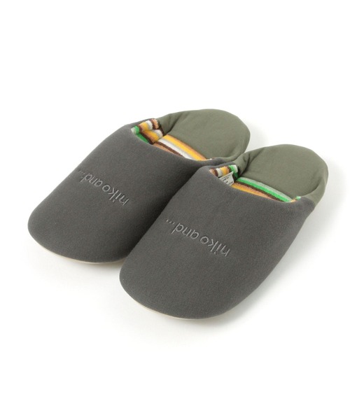niko and...（ニコアンド）の「ニコロゴルームシューズ（ルームシューズ/スリッパ・レディース・アイボリー/チャコール/グリーン・MEDIUM/LARGE）」の5枚目の写真