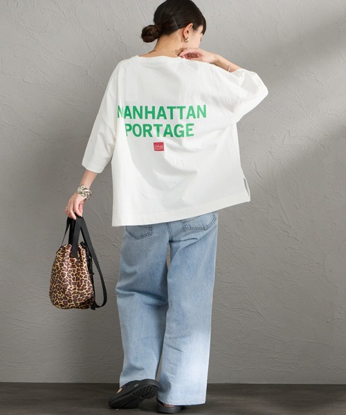 Manhattan Portage（マンハッタンポーテージ）の「[MANHATTAN PORTAGE/マンハッタンポーテージ] 別注 ショート丈 バックプリントTシャツ（Tシャツ/カットソー・レディース・ピンク/ホワイト/ネイビー/ベージュ・F）」の5枚目の写真