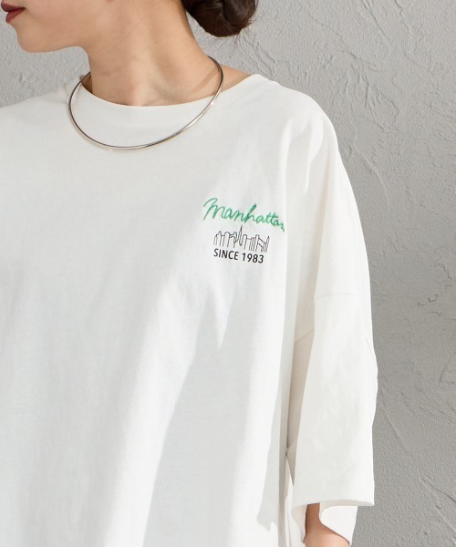 Manhattan Portage（マンハッタンポーテージ）の「[MANHATTAN PORTAGE/マンハッタンポーテージ] 別注 ショート丈 バックプリントTシャツ（Tシャツ/カットソー・レディース・ピンク/ホワイト/ネイビー/ベージュ・F）」の14枚目の写真