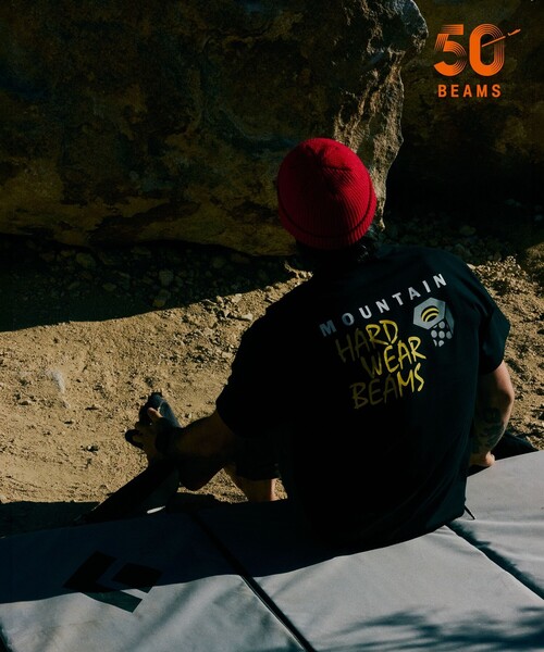 MOUNTAIN HARDWEAR（マウンテンハードウェアー）の「【別注】MOUNTAIN HARDWEAR / BEAMS Logo Tee（Tシャツ/カットソー・メンズ・ブラック/ホワイト・MEDIUM/LARGE/X-LARGE）」の2枚目の写真