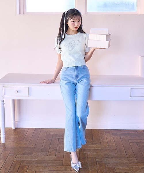 Mi-je(ミジェ)の「ビジューロゴ半袖ニット(ニット/セーター・レディース・ライトグリーン/アイボリー・F)」の13枚目の写真