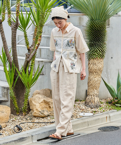 FREAK'S STORE(フリークスストア)の「インド パッチワーク刺繍シャツ(シャツ/ブラウス・レディース・ブラウン/オフホワイト/サックスブルー/ブラック・フリ-)」の6枚目の写真