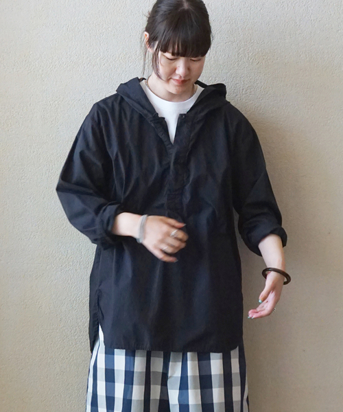 JOURNAL STANDARD LUXE（ジャーナルスタンダード　ラックス）の「【HTS】 COTTON HOODED PULL（シャツ/ブラウス・レディース・レンガ/サックスブルー/ブラック・48）」の4枚目の写真