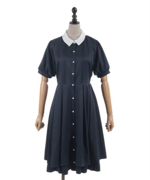 axes femme POETIQUE（アクシーズファムポエティック）の「ブローチ付きバイカラーＯＰ（ワンピース・レディース・グレイッシュベージュ/ブラック/ネイビー・MEDIUM）」の5枚目の写真