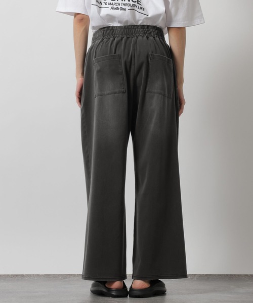 LAKOLE(ラコレ)の「カットデニムフレアパンツ / 655442(デニムパンツ・メンズ・ブラック/チャコール・LARGE/MEDIUM)」の4枚目の写真