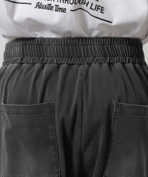 LAKOLE(ラコレ)の「カットデニムフレアパンツ / 655442(デニムパンツ・メンズ・ブラック/チャコール・LARGE/MEDIUM)」の8枚目の写真