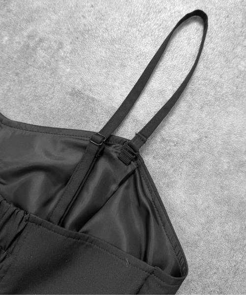 LVEU.（ラブユ.）の「【LVEU.】リングスリットデザインワンピース / キャミワンピ 2way ロング スリット カットアウト リング シルバー アシンメトリー フレア モード ブラック（ドレス・レディース・ブラック・FREE）」の15枚目の写真