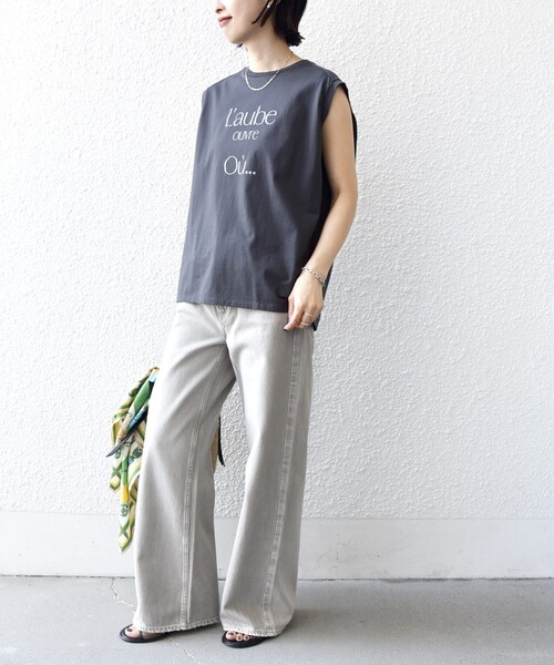 SHIPS(シップス)の「メルティ コットン プリント ロゴ フレンチスリーブ TEE(Tシャツ/カットソー・レディース・ブラウン/ホワイト/ダークグレー・ONE SIZE)」の22枚目の写真