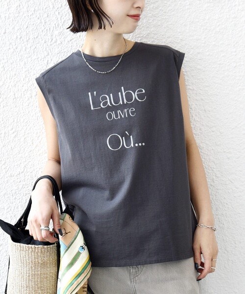 SHIPS(シップス)の「メルティ コットン プリント ロゴ フレンチスリーブ TEE(Tシャツ/カットソー・レディース・ブラウン/ホワイト/ダークグレー・ONE SIZE)」の19枚目の写真