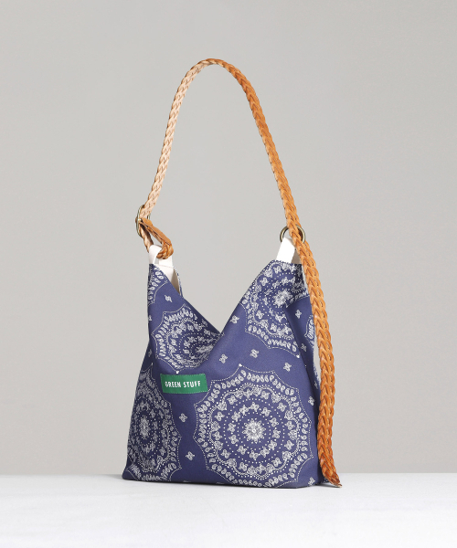GREEN STUFF(グリーンスタッフ)の「belted bag B2 - paisley navy(ショルダーバッグ・レディース・その他・FREE)」の2枚目の写真