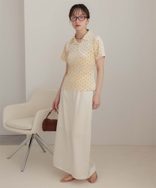 miette(ミエット)の「ポロ襟ドットベロアトップス(Tシャツ/カットソー・レディース・チャコール/ホワイト系その他/ブラウン・S/L/M)」の6枚目の写真