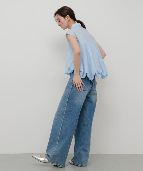 SENSE OF PLACE by URBAN RESEARCH（センスオブプレイスバイアーバンリサーチ）の「タックフェードデニムパンツ（デニムパンツ・レディース・ライトブルー/ライトインディゴブルー・MEDIUM/SMALL）」の17枚目の写真