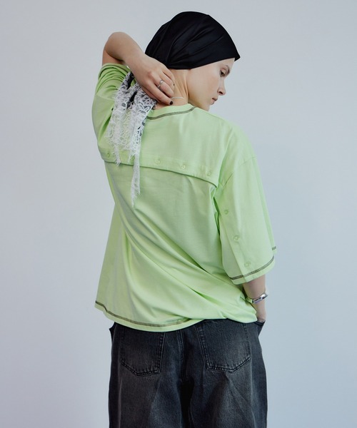 MAISON SPECIAL(メゾンスペシャル)の「Multi-Way Color Stitch-Over T-Shirt/マルチウェイカラーステッチオーバーTEE(Tシャツ/カットソー・レディース・ブラック/ホワイト/グリーン・FREE)」の4枚目の写真