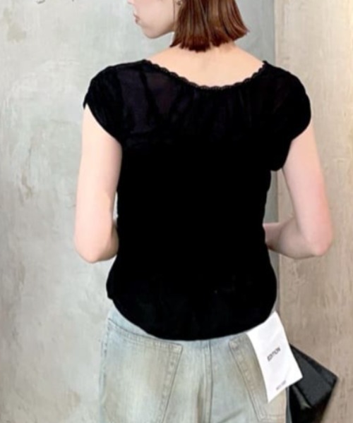 MOUSSY(マウジー)の「RANDOM SHIRRING トップス(Tシャツ/カットソー・レディース・ライトブルー/ブラウン/ブラック/オフホワイト・FREE)」の22枚目の写真