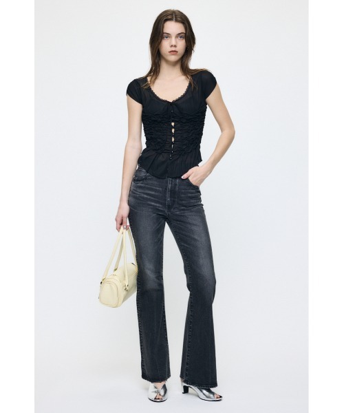 MOUSSY(マウジー)の「RANDOM SHIRRING トップス(Tシャツ/カットソー・レディース・ライトブルー/ブラウン/ブラック/オフホワイト・FREE)」の14枚目の写真