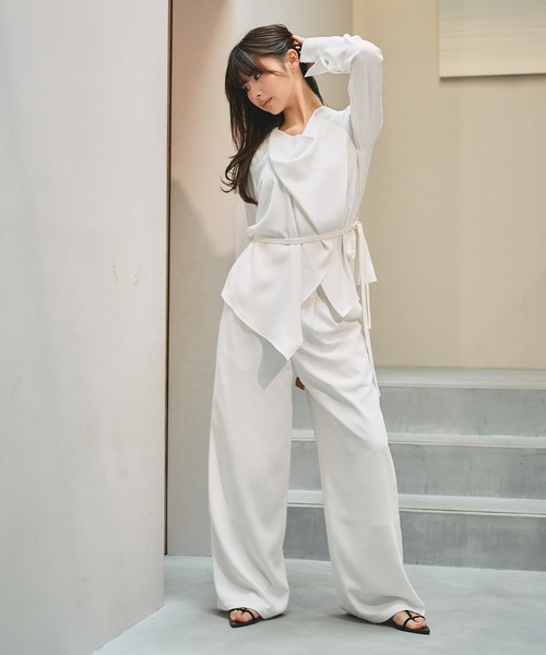 KINO THE KEI(キノザケイ)の「ハイウエスト ダブルタック ベルト ワイドパンツ KINO THE KEI(スラックス・レディース・ホワイト/ブラック・M/S)」の16枚目の写真