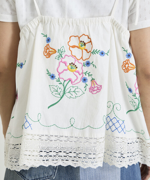 Freada(フリーダ)の「Freada/フリーダ インド 肩リボン 刺繍 リメイク風 キャミソール(キャミソール・レディース・ブラック/ホワイト・ONE SIZE)」の19枚目の写真