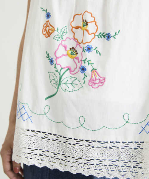 Freada(フリーダ)の「Freada/フリーダ インド 肩リボン 刺繍 リメイク風 キャミソール(キャミソール・レディース・ブラック/ホワイト・ONE SIZE)」の14枚目の写真