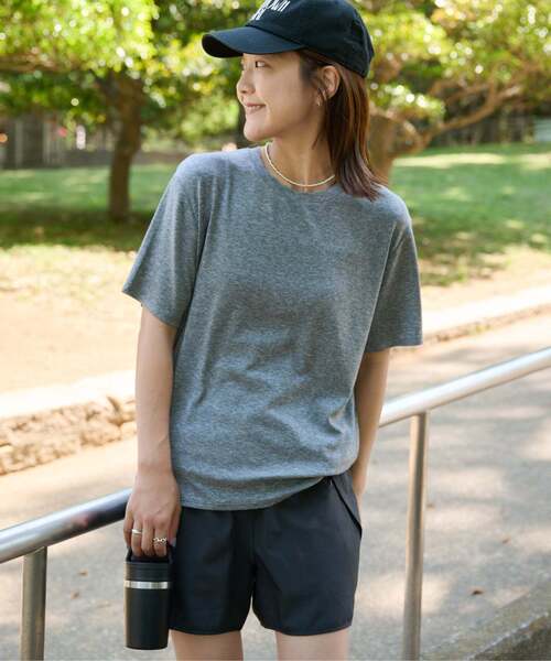 OUTDOOR PRODUCTS(アウトドアプロダクツ)の「ULT SPORTS RUNNIN' TEE(Tシャツ/カットソー・レディース・グレー/ブラウン/ブラック・FREE)」の2枚目の写真
