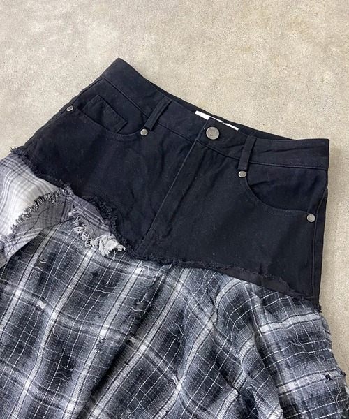 non-hedge(ノンヘッジ)の「チェックデニム切替イレギュラーヘムスカート(スカート・レディース・ブラック・S/M)」の13枚目の写真