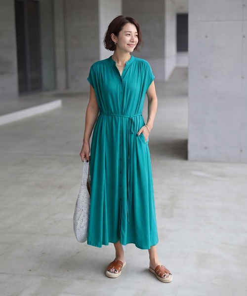 STYLE DELI(スタイルデリ)の「レーヨンバンドカラードレープワンピース(ワンピース・レディース・ブラック/ターコイズブルー・01/02)」の1枚目の写真