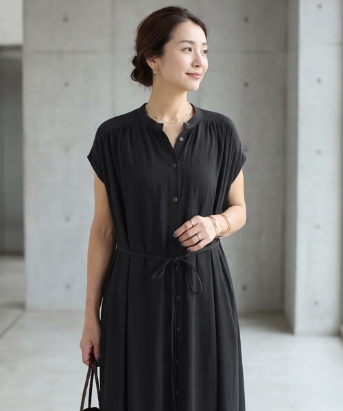 STYLE DELI(スタイルデリ)の「レーヨンバンドカラードレープワンピース(ワンピース・レディース・ブラック/ターコイズブルー・01/02)」の8枚目の写真