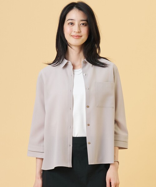 J.PRESS(ジェイプレス)の「トロピカルボイル シャツ ブラウス(シャツ/ブラウス・レディース・スカイブルー系/ベージュ系/グレー系・T15/T13)」の2枚目の写真