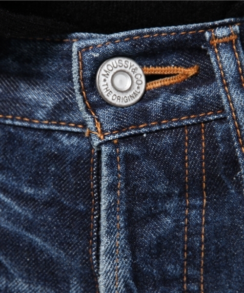 MOUSSY（マウジー）の「MV Fago wide Straight（デニムパンツ・レディース・ブルー・23inch/24inch/25inch/27inch/26inch）」の4枚目の写真