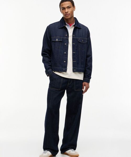 tommy jeans(トミー ジーンズ)の「リラックスストレートユーティリティジーンズ(デニムパンツ・メンズ・ブルー・30inch/32inch/28inch)」の2枚目の写真
