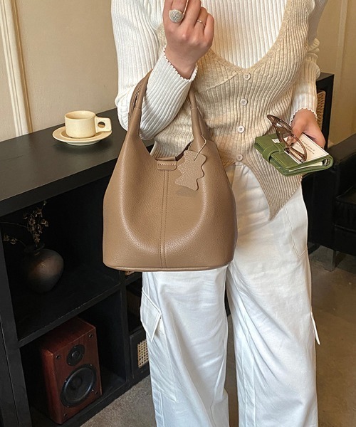 Miniministore(ミニミニストア)の「バケツバッグチャーム付きショルダーバッグ(ショルダーバッグ・レディース・ベージュ/ブラック/ブラウン/アイボリー・FREE)」の20枚目の写真