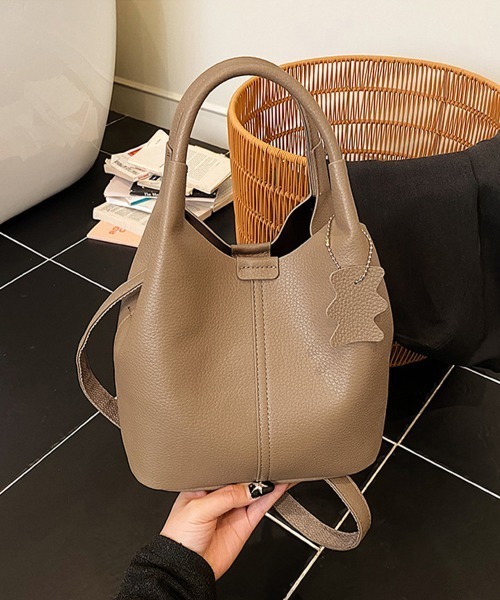 Miniministore(ミニミニストア)の「バケツバッグチャーム付きショルダーバッグ(ショルダーバッグ・レディース・ベージュ/ブラック/ブラウン/アイボリー・FREE)」の19枚目の写真