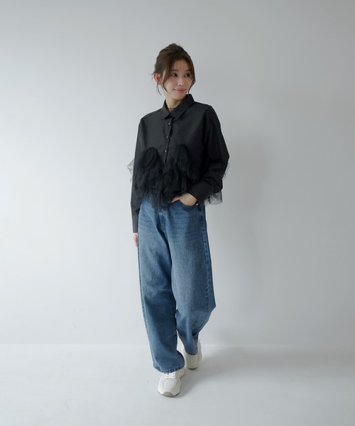 AMUU. PRECIEUSE(アムープレシューズ)の「フリルチュールドッキングシャツ(シャツ/ブラウス・レディース・オフホワイト/ブラック/ピンク・FREE)」の15枚目の写真