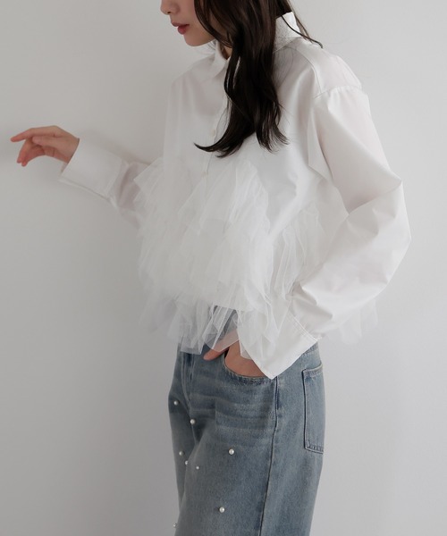 AMUU. PRECIEUSE(アムープレシューズ)の「フリルチュールドッキングシャツ(シャツ/ブラウス・レディース・オフホワイト/ブラック/ピンク・FREE)」の18枚目の写真