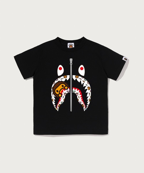 A BATHING APE(アベイシングエイプ)の「MILOGRAM SWEETS MILO SHARK TEE(Tシャツ/カットソー・キッズ・ホワイト/ブラック・90/100/140/110/130/120)」の2枚目の写真