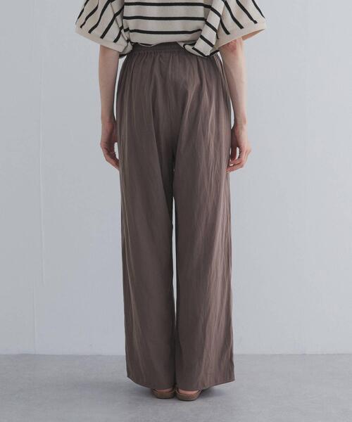 URBAN RESEARCH DOORS(アーバンリサーチドアーズ)の「『接触冷感/UVカット/吸水速乾/マシンウォッシャブル』ドライタッチリラックスパンツ(その他パンツ・レディース・ブラック/ネイビー/モカ・SMALL/MEDIUM)」の6枚目の写真