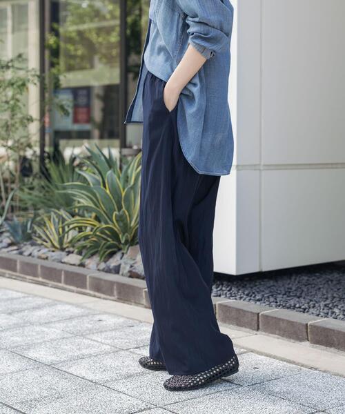 URBAN RESEARCH DOORS(アーバンリサーチドアーズ)の「『接触冷感/UVカット/吸水速乾/マシンウォッシャブル』ドライタッチリラックスパンツ(その他パンツ・レディース・ブラック/ネイビー/モカ・SMALL/MEDIUM)」の13枚目の写真