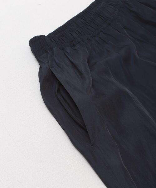 URBAN RESEARCH DOORS(アーバンリサーチドアーズ)の「『接触冷感/UVカット/吸水速乾/マシンウォッシャブル』ドライタッチリラックスパンツ(その他パンツ・レディース・ブラック/ネイビー/モカ・SMALL/MEDIUM)」の17枚目の写真