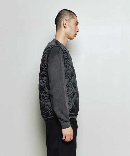 TAION(タイオン)の「bal / TAION RAGLAN OVERCOAT WITH DETACHABLE DOWN VEST(チェスターコート・メンズ・ブラック/カーキ/ブラウン・3/2/1)」の9枚目の写真