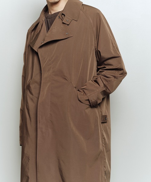 TAION(タイオン)の「bal / TAION RAGLAN OVERCOAT WITH DETACHABLE DOWN VEST(チェスターコート・メンズ・ブラック/カーキ/ブラウン・3/2/1)」の18枚目の写真